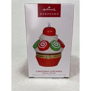 Hallmark Keepsake 2022 Christmas Cupcakes Special Edition Ornament